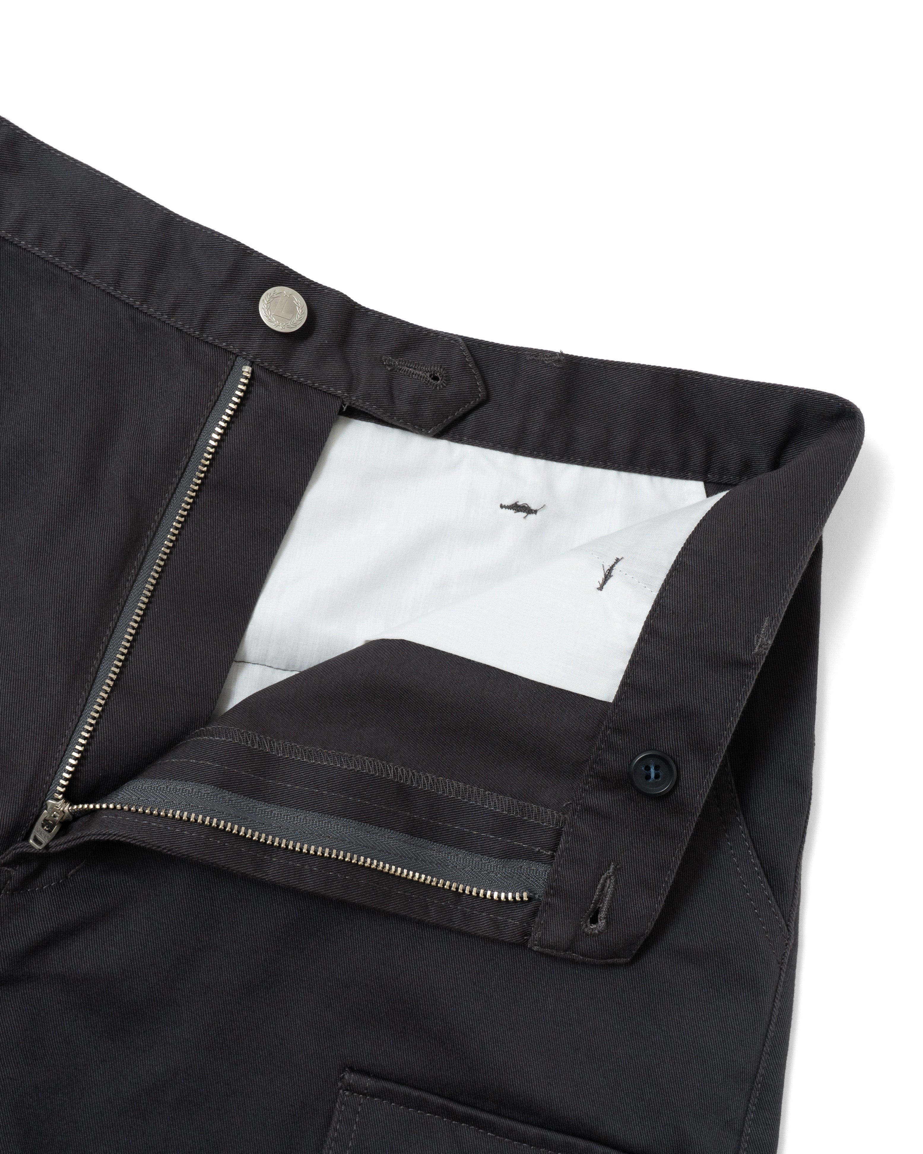 8 Pocket Cargo Shorts（Washed Navy）