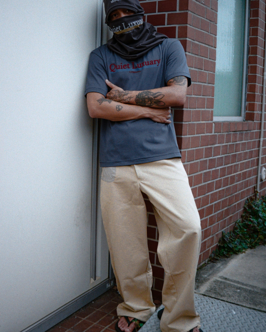 Quiet "Luxuary" S/S Tee（Navy）